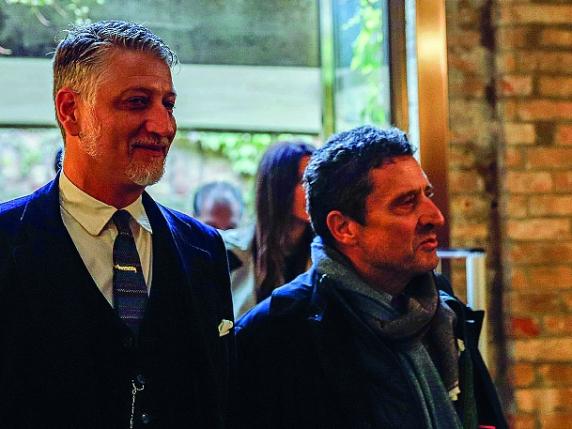 I retroscena sulla Biennale: gli artisti italiani esclusi dalla curatrice Kouoh e la conferma di Barbera