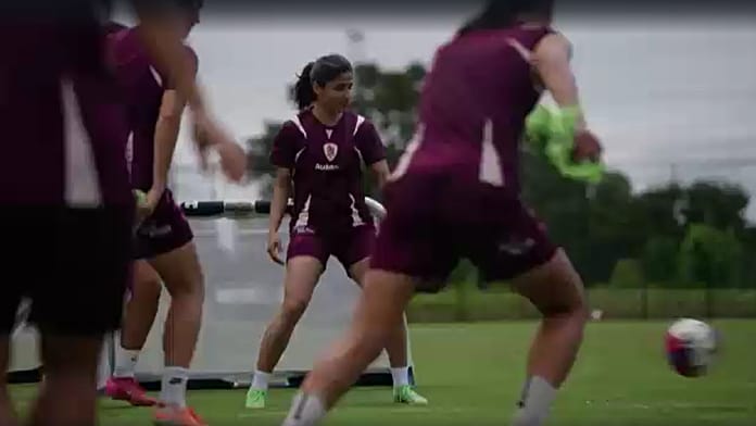 Watch: Iranian women footballers train with Australian club after seeking asylum